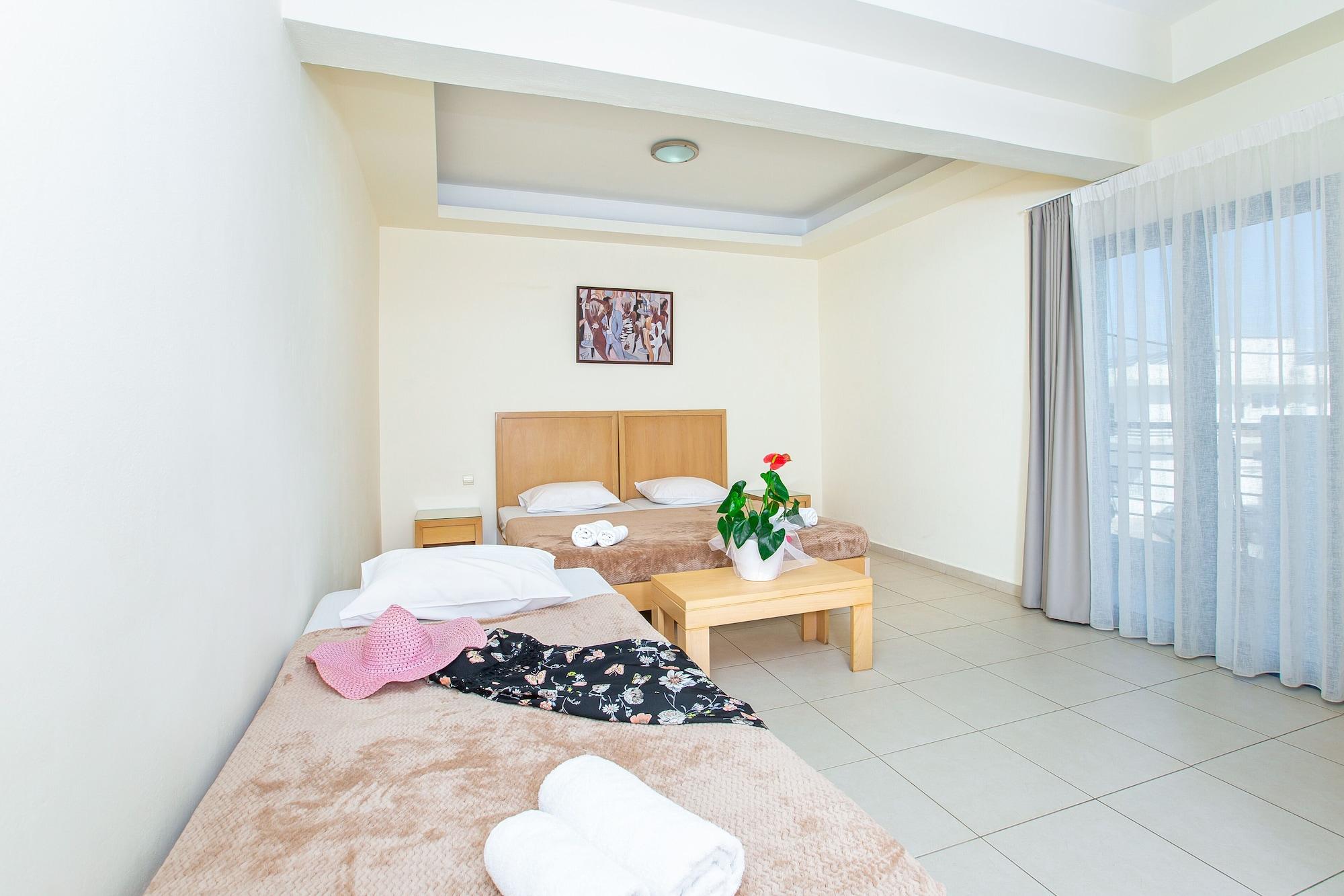 Hermes Hotel Malia Extérieur photo