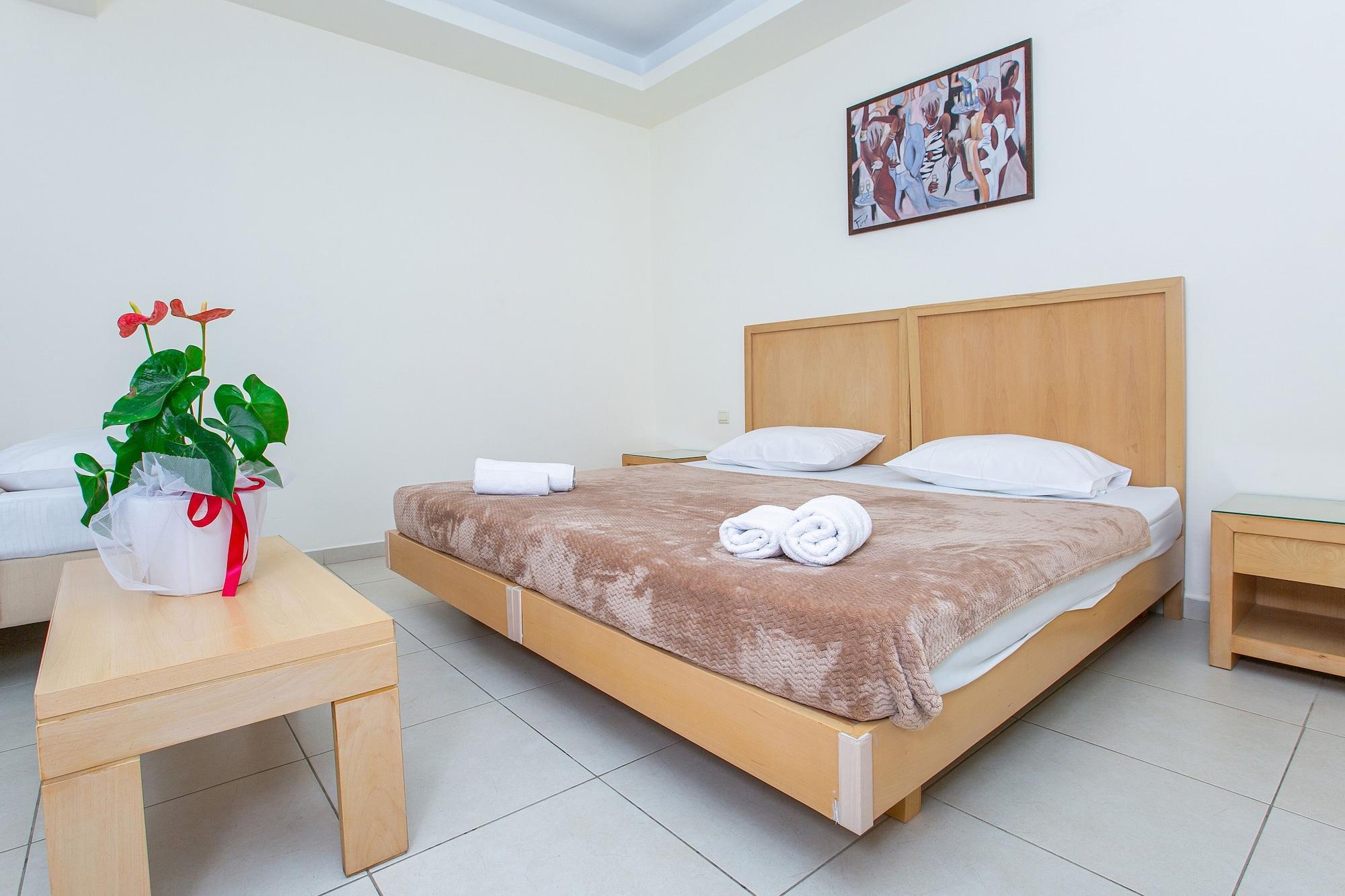Hermes Hotel Malia Extérieur photo